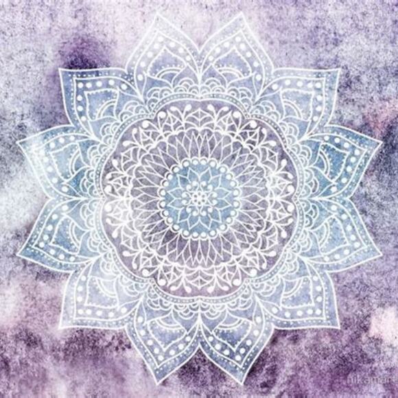 URBAN OUTFITTERS Boho Mandala Pink and Purple Geometric Tapestry Wall Hanging - Picture 4 of 4